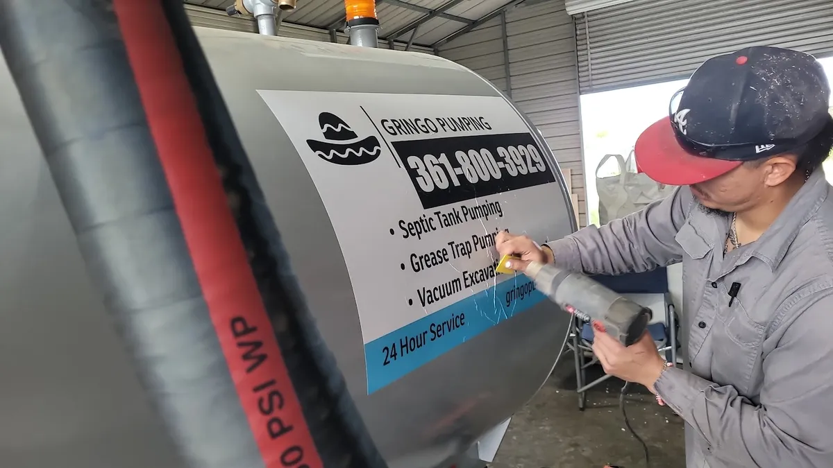 Gringo Pumping branded service tank